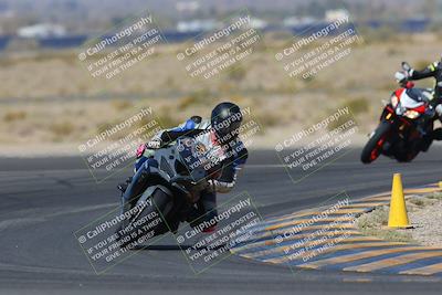 media/Apr-09-2023-SoCal Trackdays (Sun) [[333f347954]]/Turn 11 (10am)/